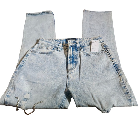 Juicy Couture Women's Light Wash Destroyed Straight Leg Chain Detail Jeans sz 24 - Picture 4 of 9
